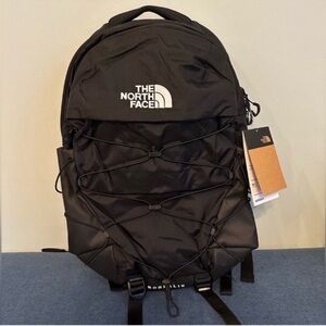 NWT The North Face Borealis Backpack in
TNF Black